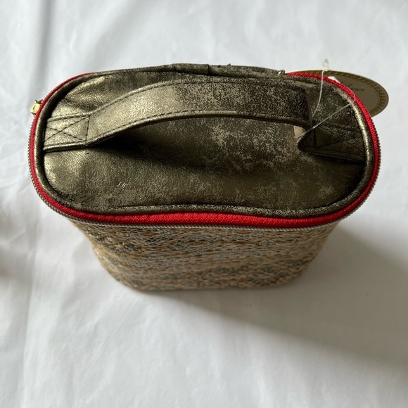 Toiletries bag by Sabon - Picture 7 of 10